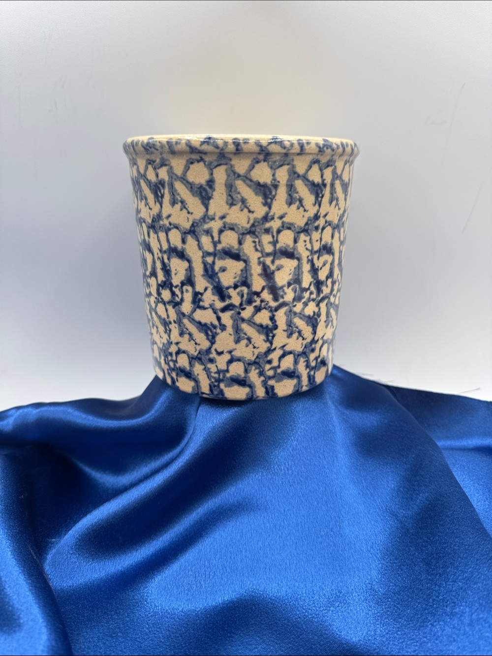 Vintage blue spongeware pottery canister by Robinson Ransbottom Pottery Co.